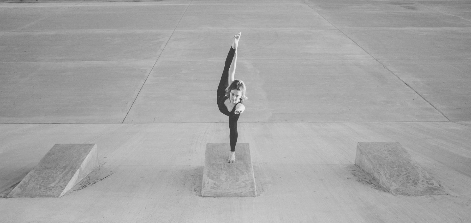 Yoga pratica in armonia con la natura